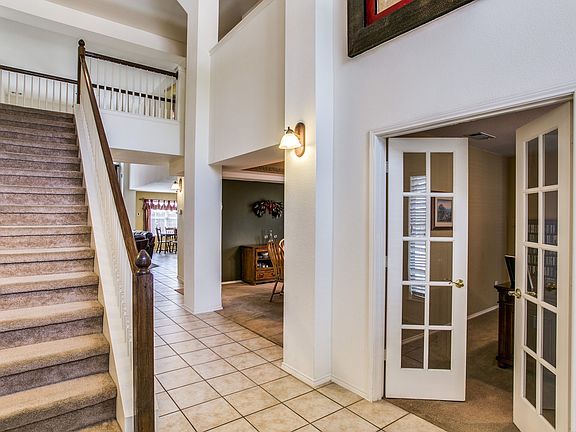 3rd image of 1244 Logan Dr