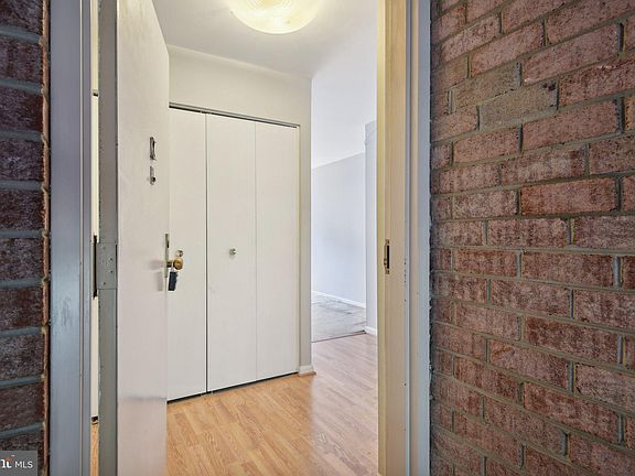 2nd image of 3101 Buccaneer Ct APT 202