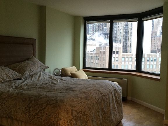 2nd image of 415 E 37th St APT 16K