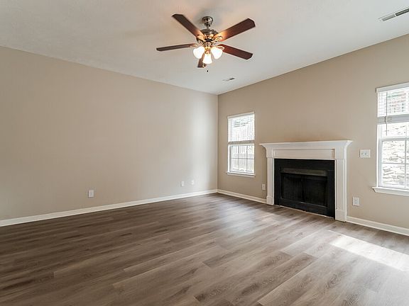4th image of 7882 Rainey Dr