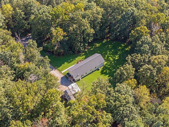 3rd image of 3038 Germanna Dr