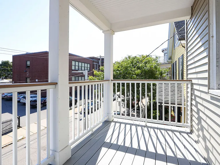 30 Tuttle St #2 — Photo 23