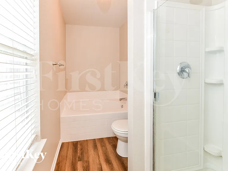 8036 Autumn Creek Trl — Photo 12