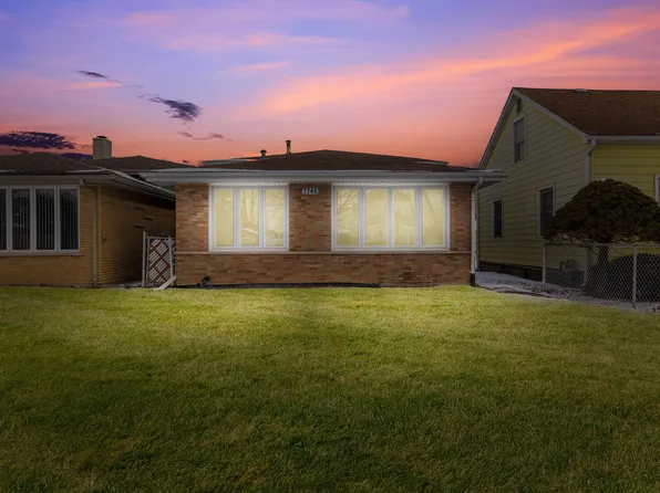 7745 Nashville Ave, Burbank, IL 60459