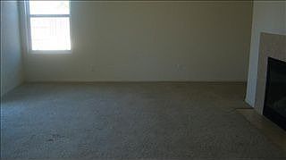 4th image of 631 Langley Ct