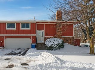 7626 Zinnia Way N, Maple Grove, MN 55311