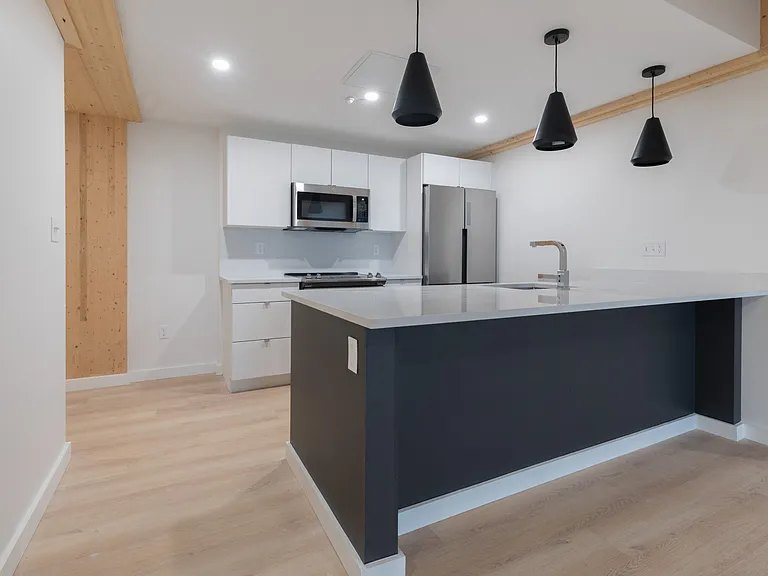 11 Lenox St #401 — Photo 3