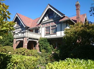 1204 22nd Ave E, Seattle, WA 98112