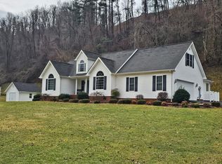 535 North St, Richlands, VA 24641
