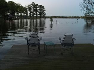 242 S Lakeshore Dr, Benton, LA 71006