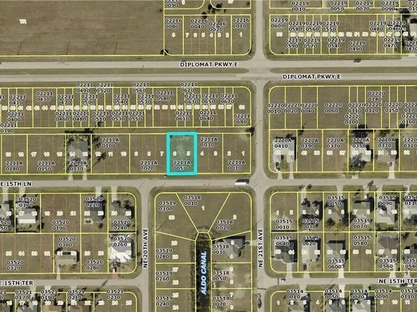 2023 NE 15th Ln, Cape Coral, FL 33909