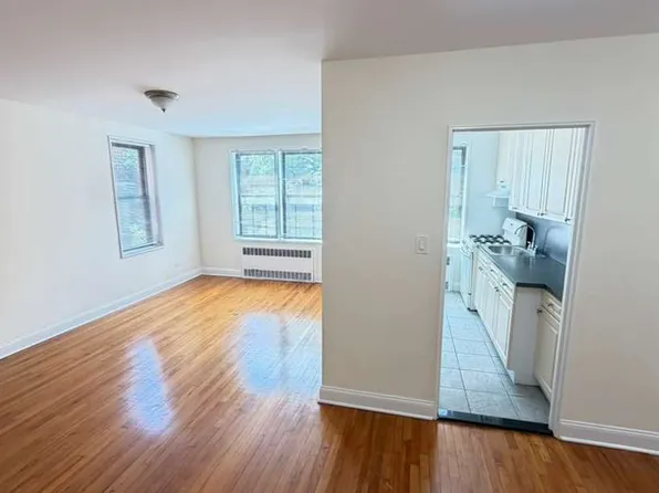 3421 77th St APT 300, Jackson Heights, NY 11372