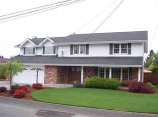 821 8th Ave NW, Puyallup, WA 98371