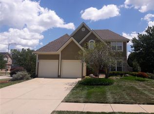 1215 N 1st St, Louisburg, KS 66053