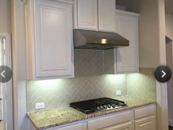 3rd image of 508 Highwood Trl