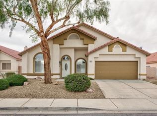 672 Hitchen Post Dr, Henderson, NV 89011
