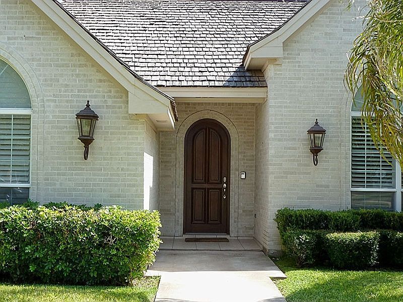 1st image of 1612 Lila Beth Ln