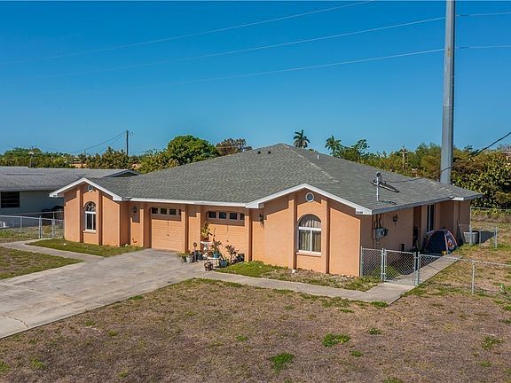 2nd image of 2620-2622 SE 16th Pl