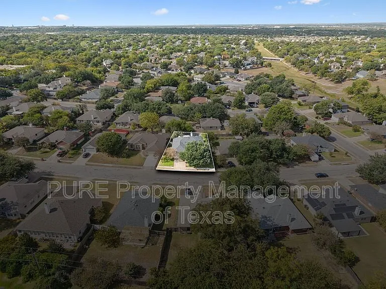 2412 Chestnut Path — Photo 28