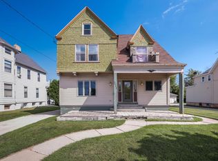 1111 S 8th St, Manitowoc, WI 54220