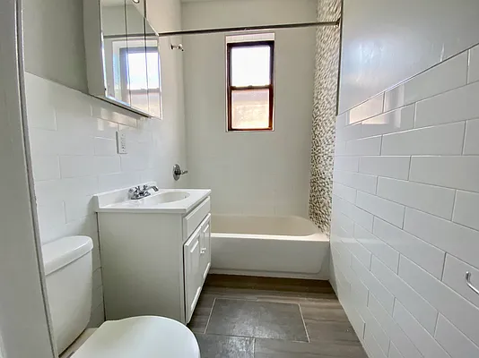 Rented by Compass | media 14