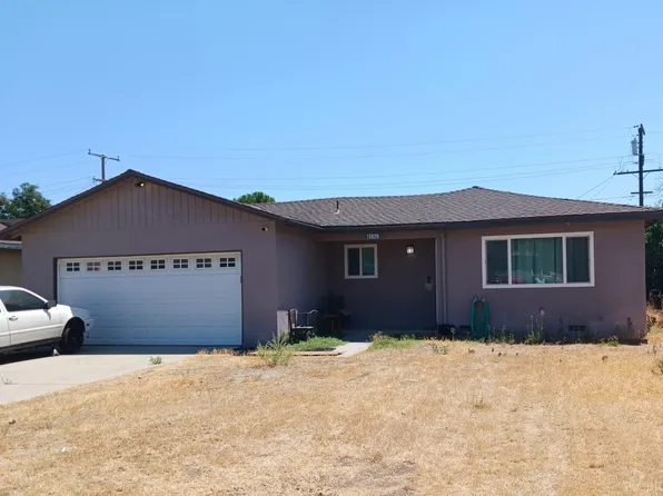 10829 Arbor Dr, Armona, CA 93202
