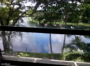 1504 NW 89th Ter #1504, Pembroke Pines, FL 33024