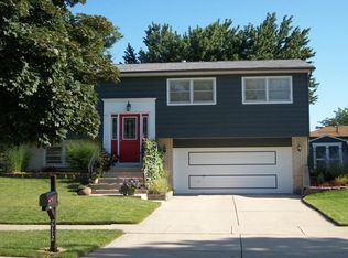 7712 166th Pl, Tinley Park, IL