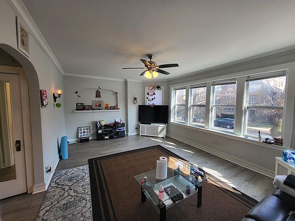 3rd image of 5430 N Kimball Ave #1E