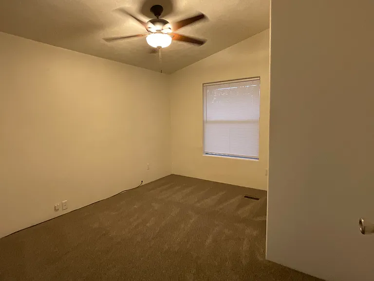 1497 Colina Dr — Photo 10