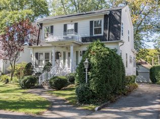 606 S Swain Ave, Elmhurst, IL 60126