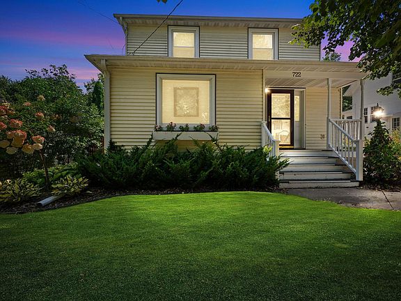 2nd image of 722 7th St SW