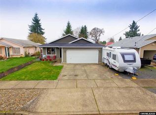 651 W Morton St, Lebanon, OR 97355