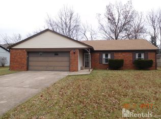 555 Yorktown Rd, Greenwood, IN 46142