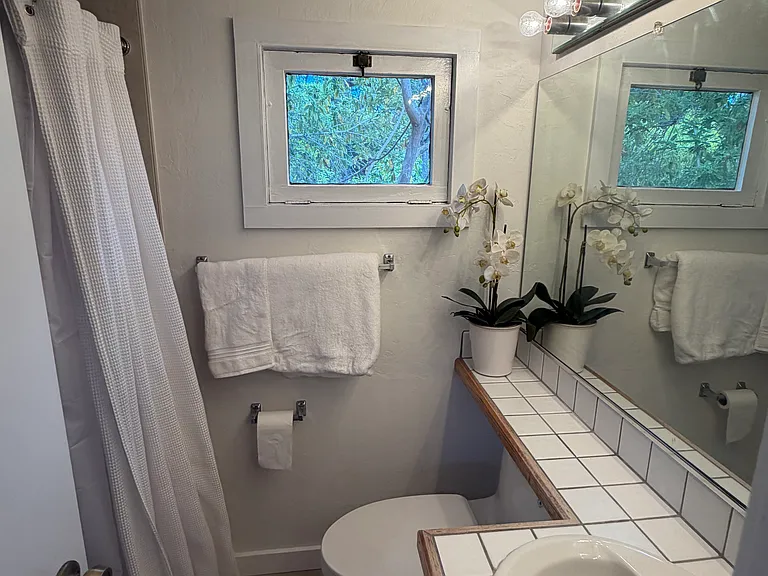 1552 Cowper St — Photo 25