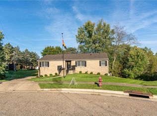 1503 View Pointe Ave, Louisville, OH