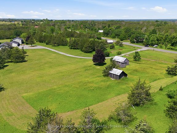 3rd image of 2508 County Road 7 Rd