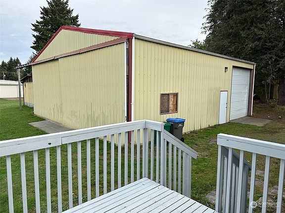 2nd image of 10550 NW Left Wing Court