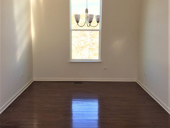 4th image of 8111 Settlers Pond Way