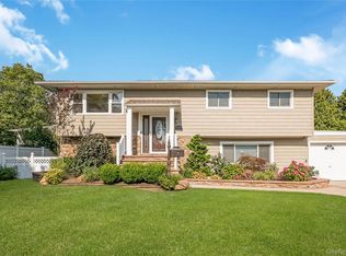 1777 Roberta Lane, Merrick, NY 11566