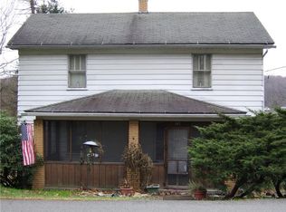 143 Echo Valley Rd, Jeannette, PA 15644