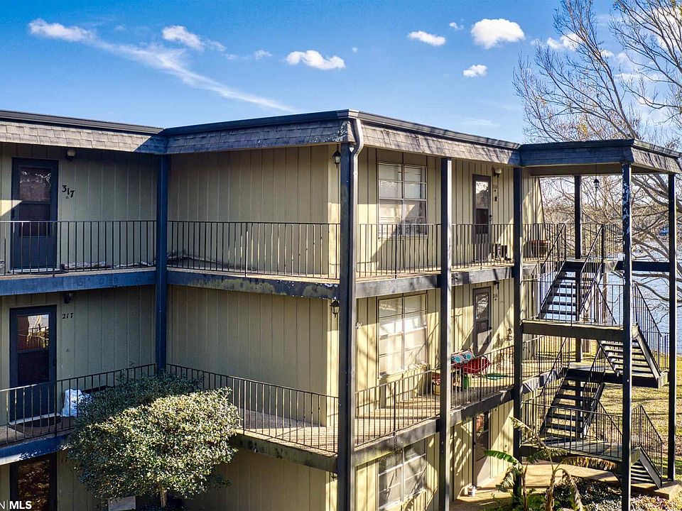 1st image of 316 Riverbend Dr #316