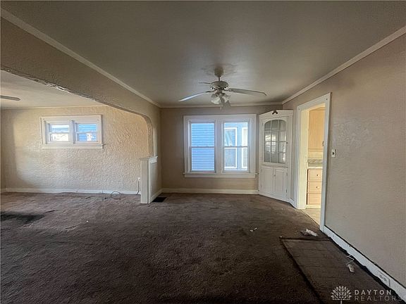 5th image of 337 Westwood Ave
