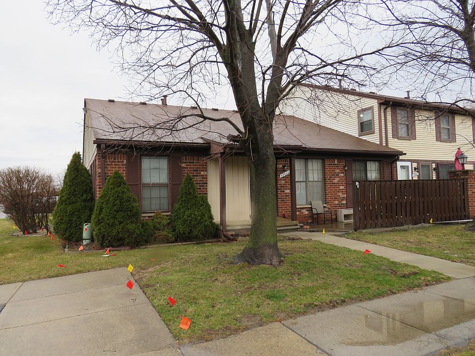 2nd image of 39468 Heatherheath Dr