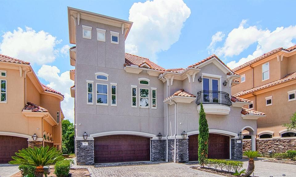 1st image of 114 La Vie Dr