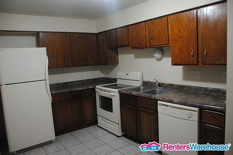 3rd image of 255 Wentworth Ave APT 3