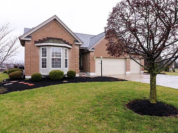3rd image of 2805 Fairways Dr