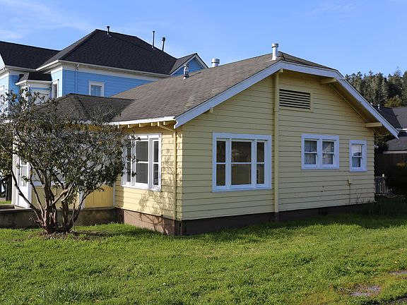 2nd image of 820 Main St
