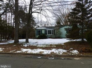 151 Broad Ave, Ewing, NJ 08618