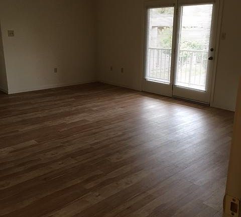 5th image of 430 Jenna Ln #1662836